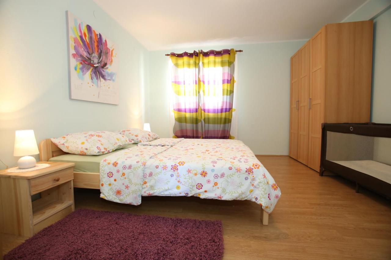 Apartment Mirna Baška Eksteriør billede