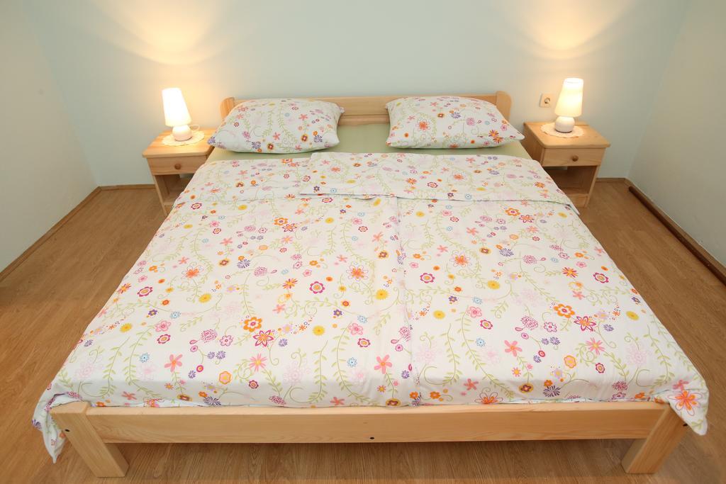 Apartment Mirna Baška Eksteriør billede